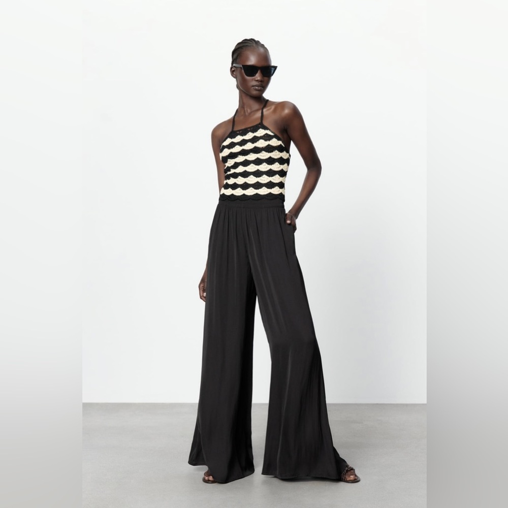 Zara Flowy Wide Leg Pants Black Size Medium